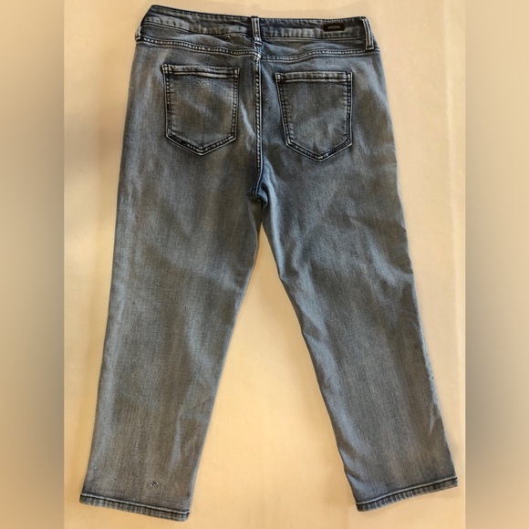 Liverpool Michelle Capri Light Wash (10/30) - Picture 3 of 14